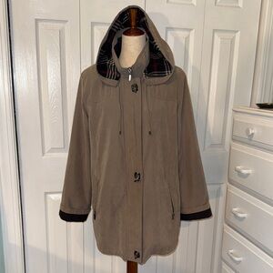 Croft & Barrow Tan and Black Plaid Coat Sz XL